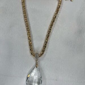 Elegant Gold Necklace with Crystal Pendant NWOT